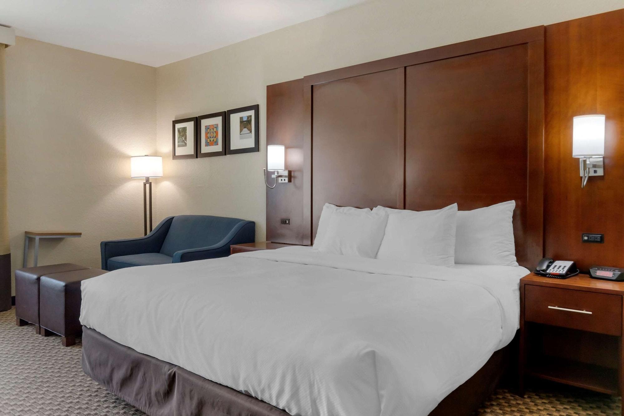 Comfort Inn & Suites Near Six Flags & Medical Center San Antonio Eksteriør bilde