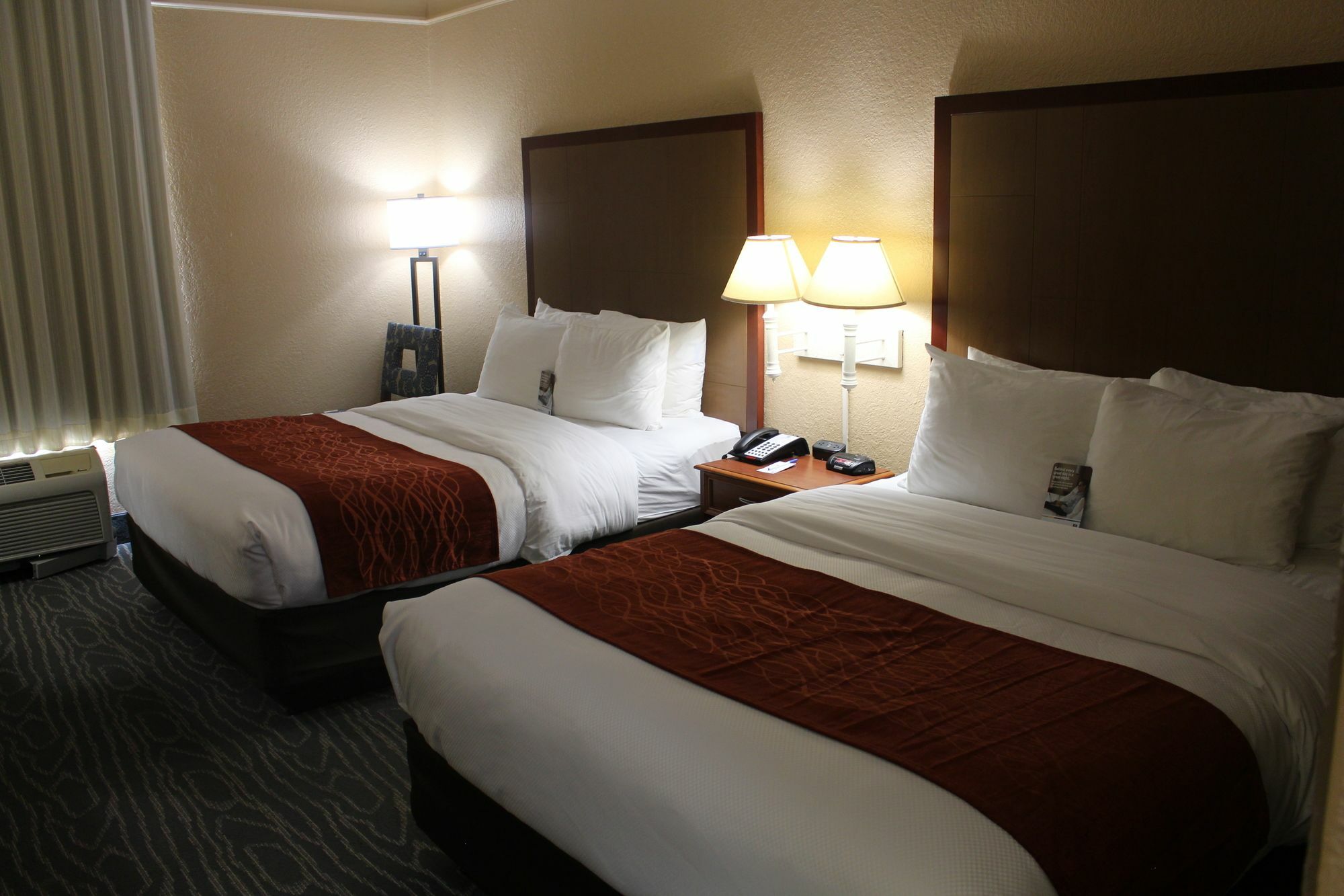 Comfort Inn & Suites Near Six Flags & Medical Center San Antonio Eksteriør bilde